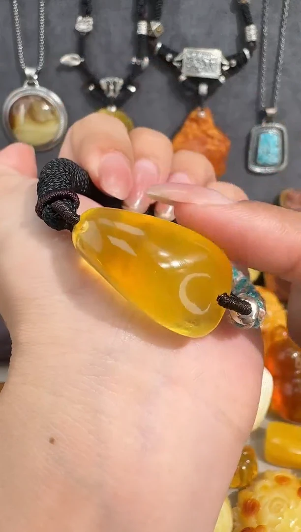 裸石琥珀未镶嵌琥珀