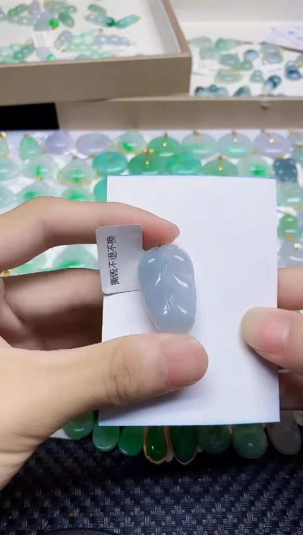 颈饰18K金镶嵌翡翠86786786786