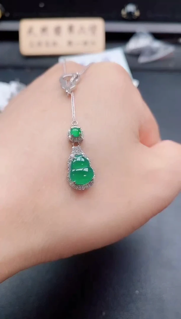套链银S925镶嵌翡翠1