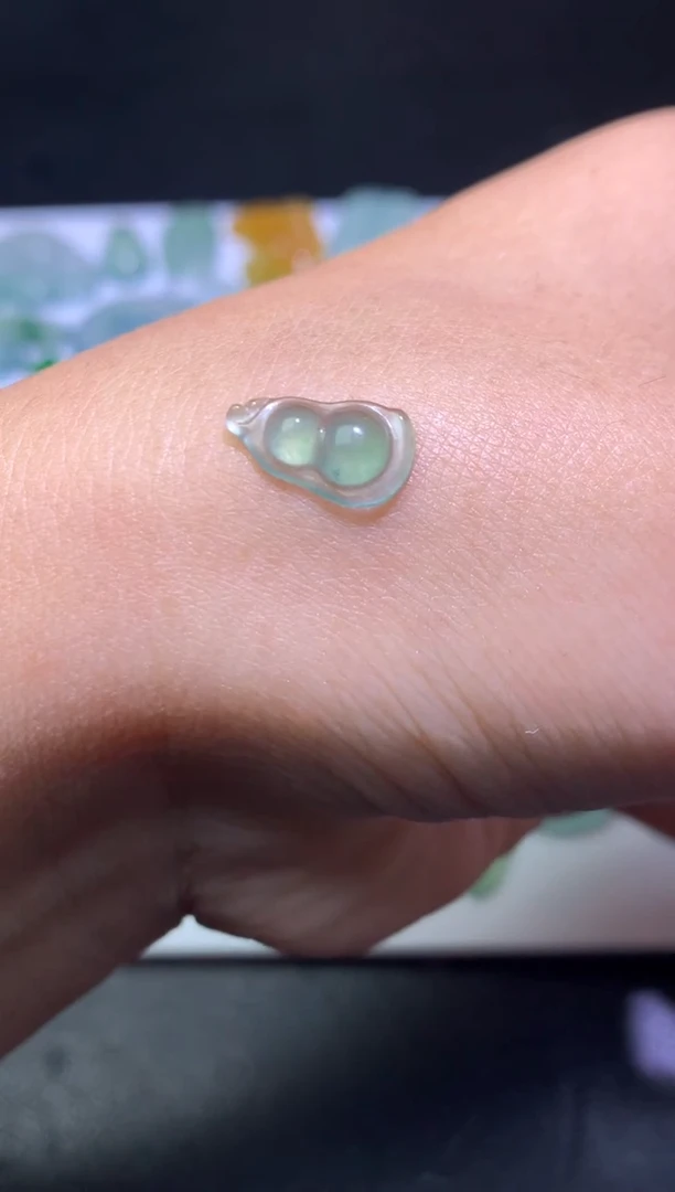 未镶嵌定制翡翠毛货