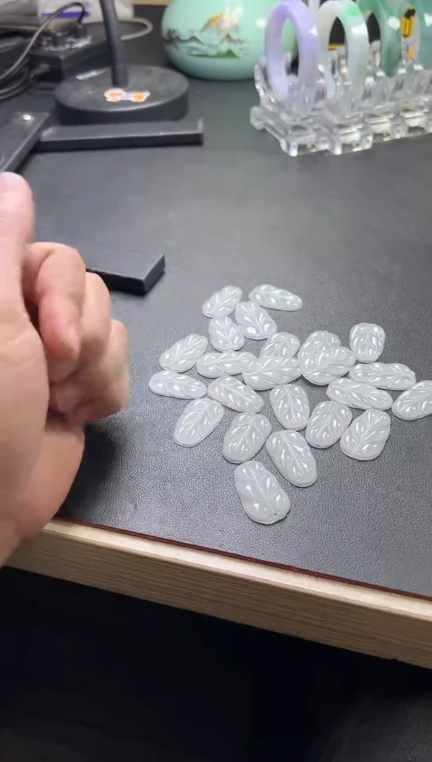 翡翠未镶嵌吊坠(不含链)FL02@CP多样性发其一配绳