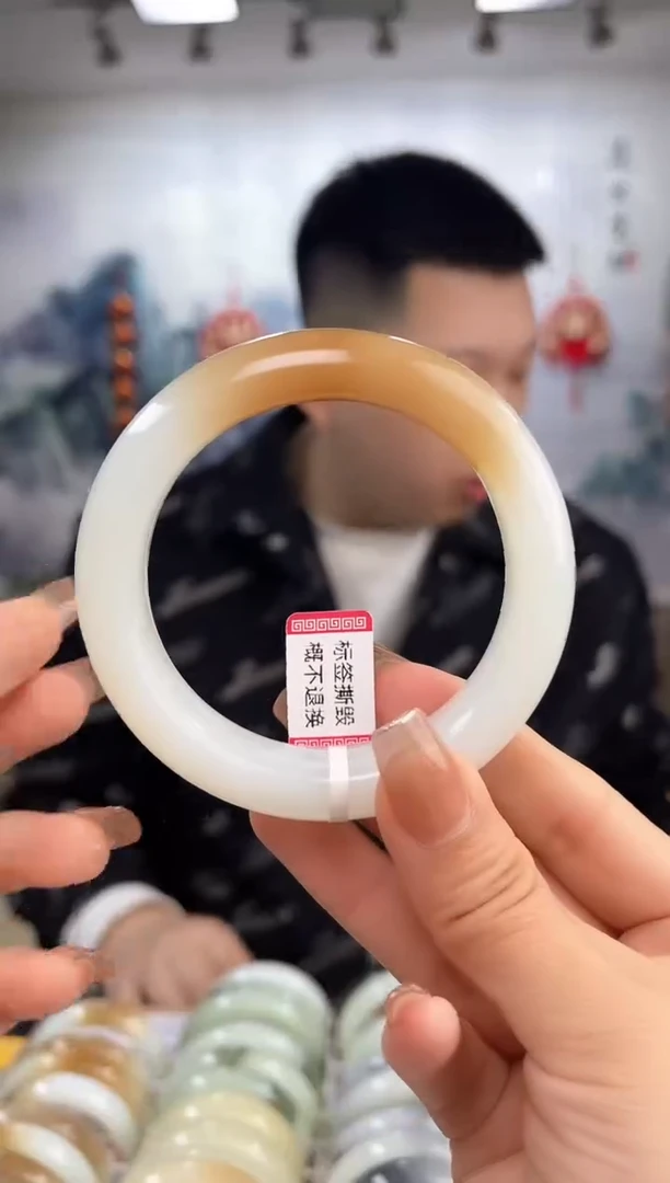 【闪购商品】和田玉手镯未镶嵌57+圈口
