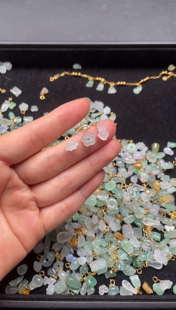 翡翠银S925镶嵌吊坠(不含链)3个 660