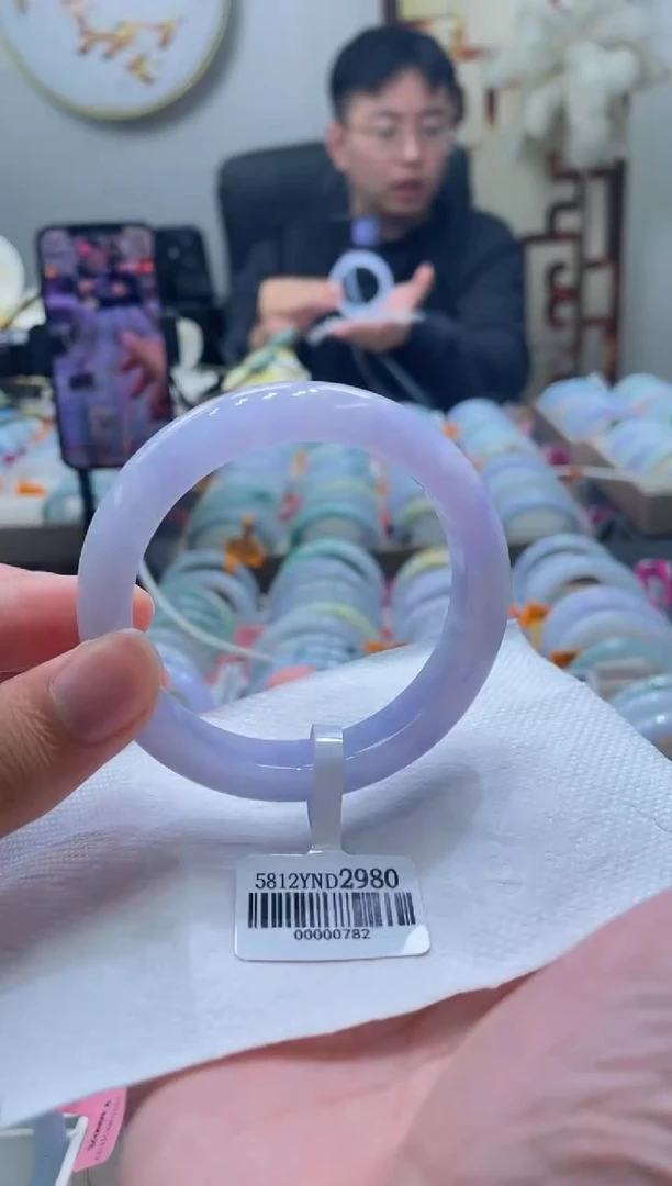 未镶嵌手镯翡翠210-56