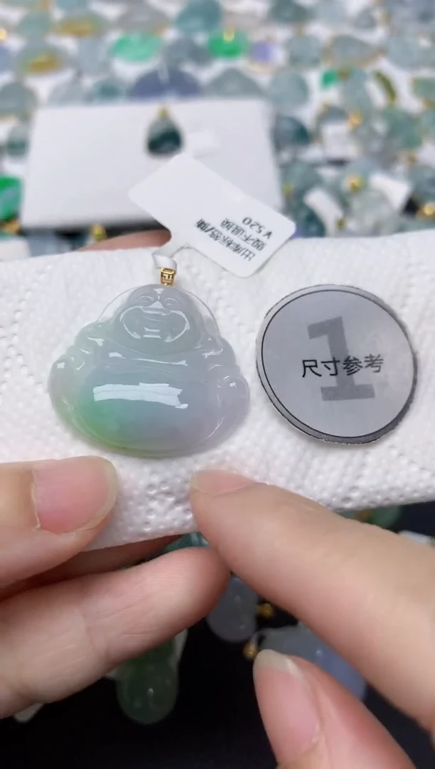 翡翠18K金镶嵌颈饰天然缅甸A货翡翠