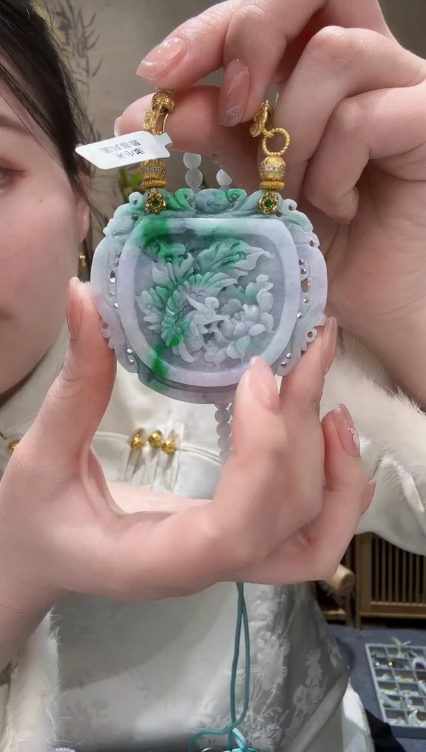 【闪购商品】翡翠颈饰未镶嵌吊坠