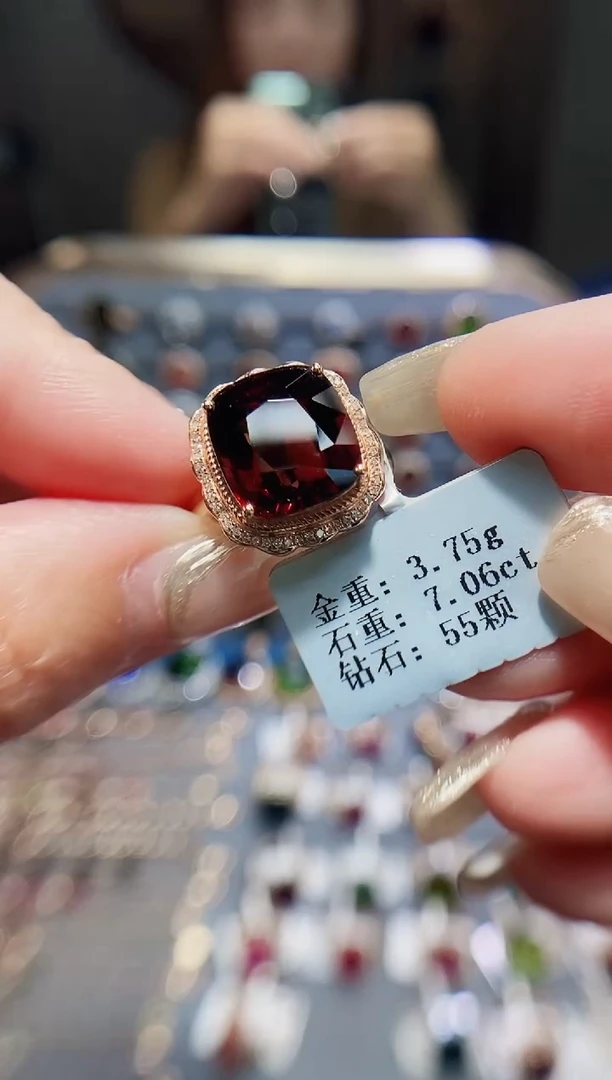 碧玺戒指18K金镶嵌7.06