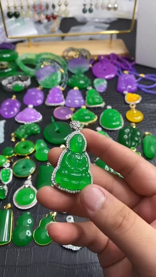 颈饰银S925镶嵌翡翠S038