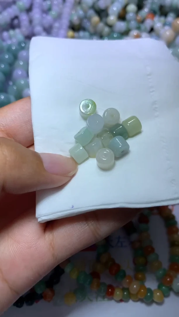翡翠挂件未镶嵌M*CXX308020