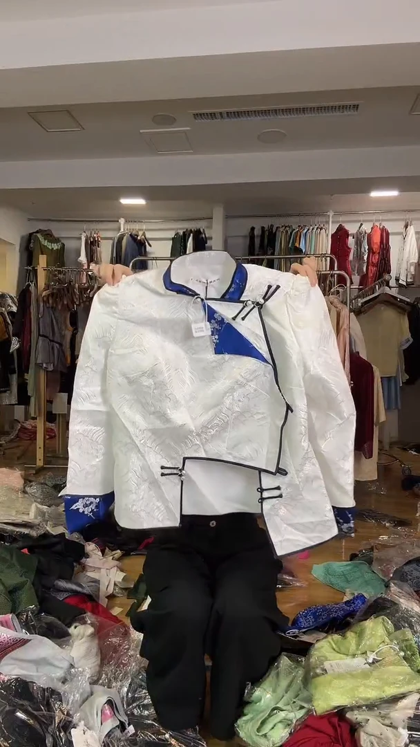 外套  90-105  M码