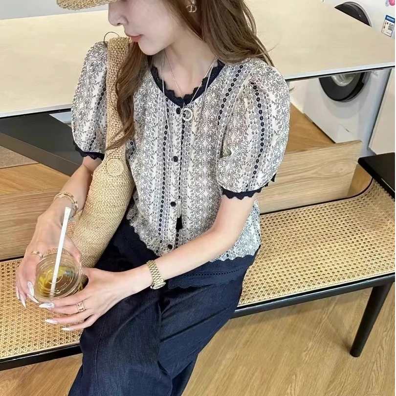 2025法式碎花短袖衬衫宽松显瘦上衣夏季新款复古文艺泡泡袖衬衣女