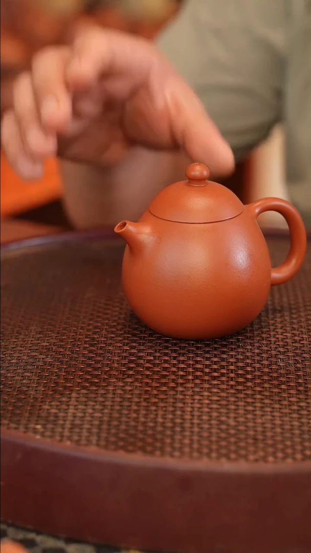 茶壶紫砂朱泥 半手工 龙蛋 200cc