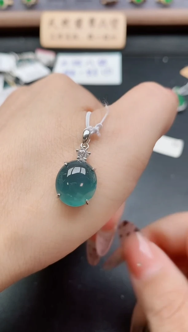 吊坠(赠链)银S925镶嵌翡翠1