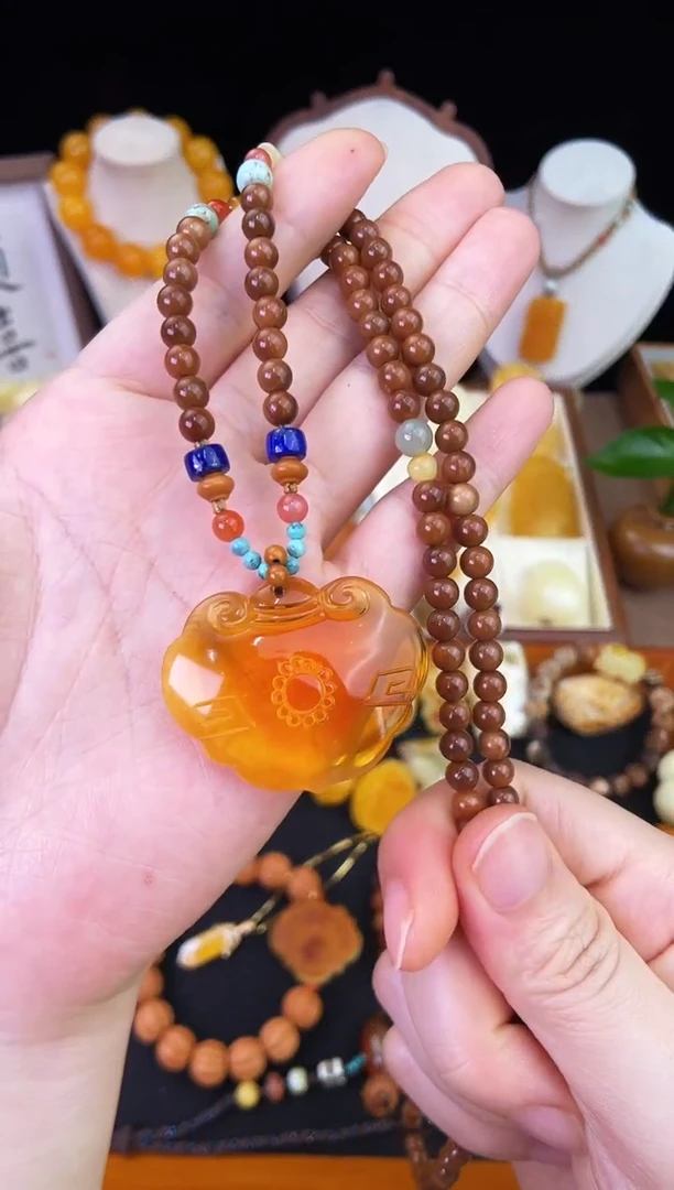 琥珀未镶嵌珠宝奇石柒月