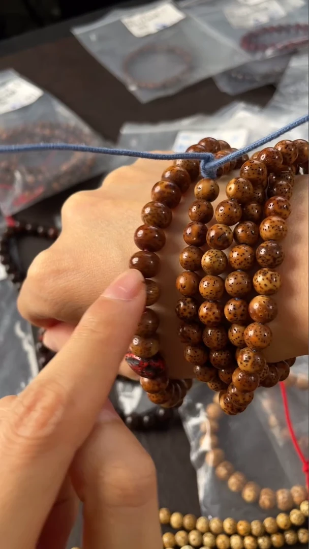 星月菩提吊坠精工级浅珀正圆7.4长串（B）