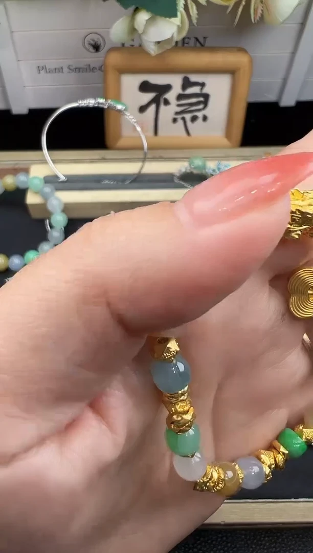 吊坠(不含链)18K金镶嵌翡翠勿拍