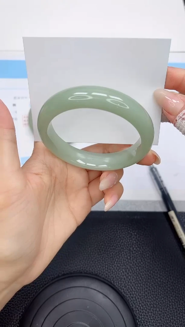 石英质玉手镯未镶嵌179-59