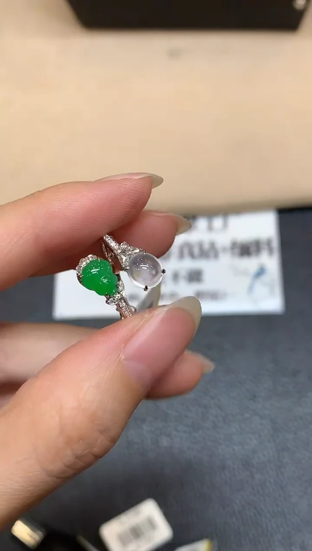 18K金镶嵌戒指翡翠2【无服务费蛋面【无服务费