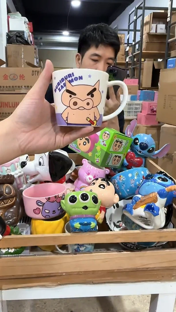 瓷片肥嘟嘟左卫门刻度马克杯