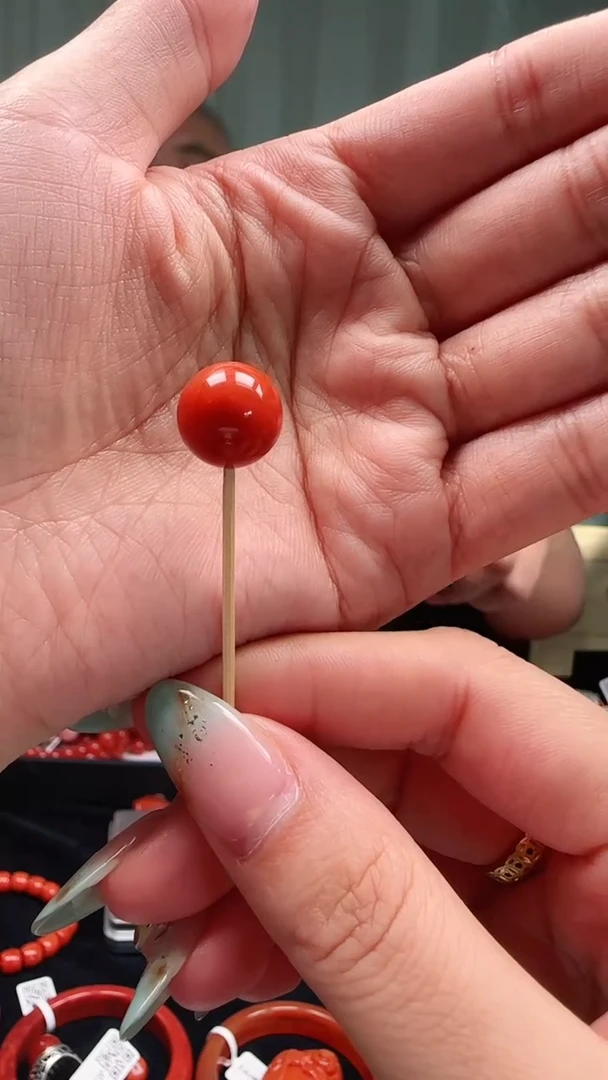 未镶嵌多样性发一件南红玛瑙13mm滴水洞保山单株