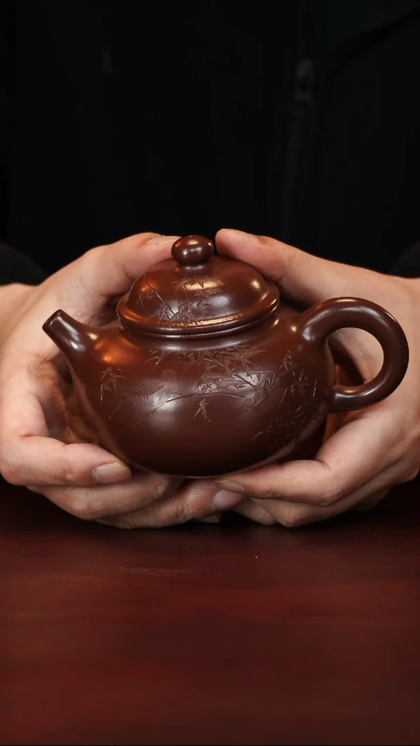 茶壶紫砂何华林--手工--容天