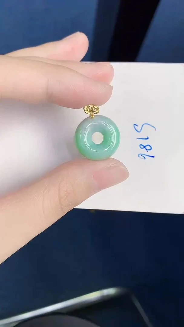 颈饰未镶嵌翡翠天然翡翠缅甸A货