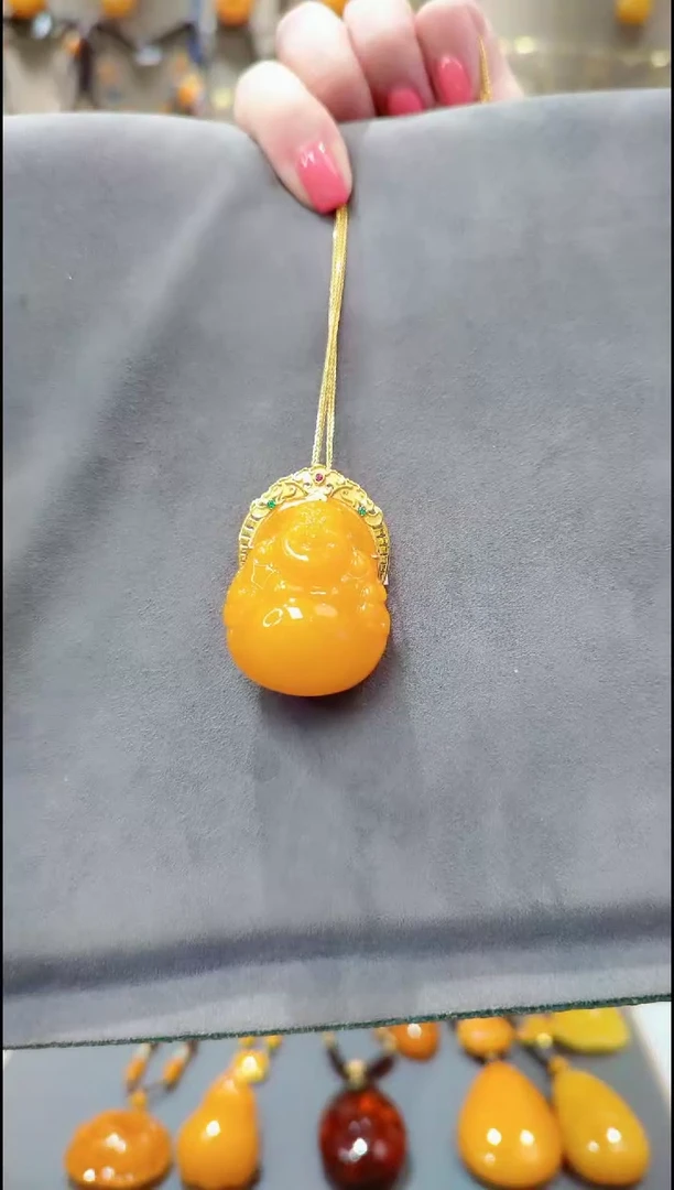蜜蜡18K金镶嵌珠宝奇石﹣F628蜜蜡吊坠赠银链