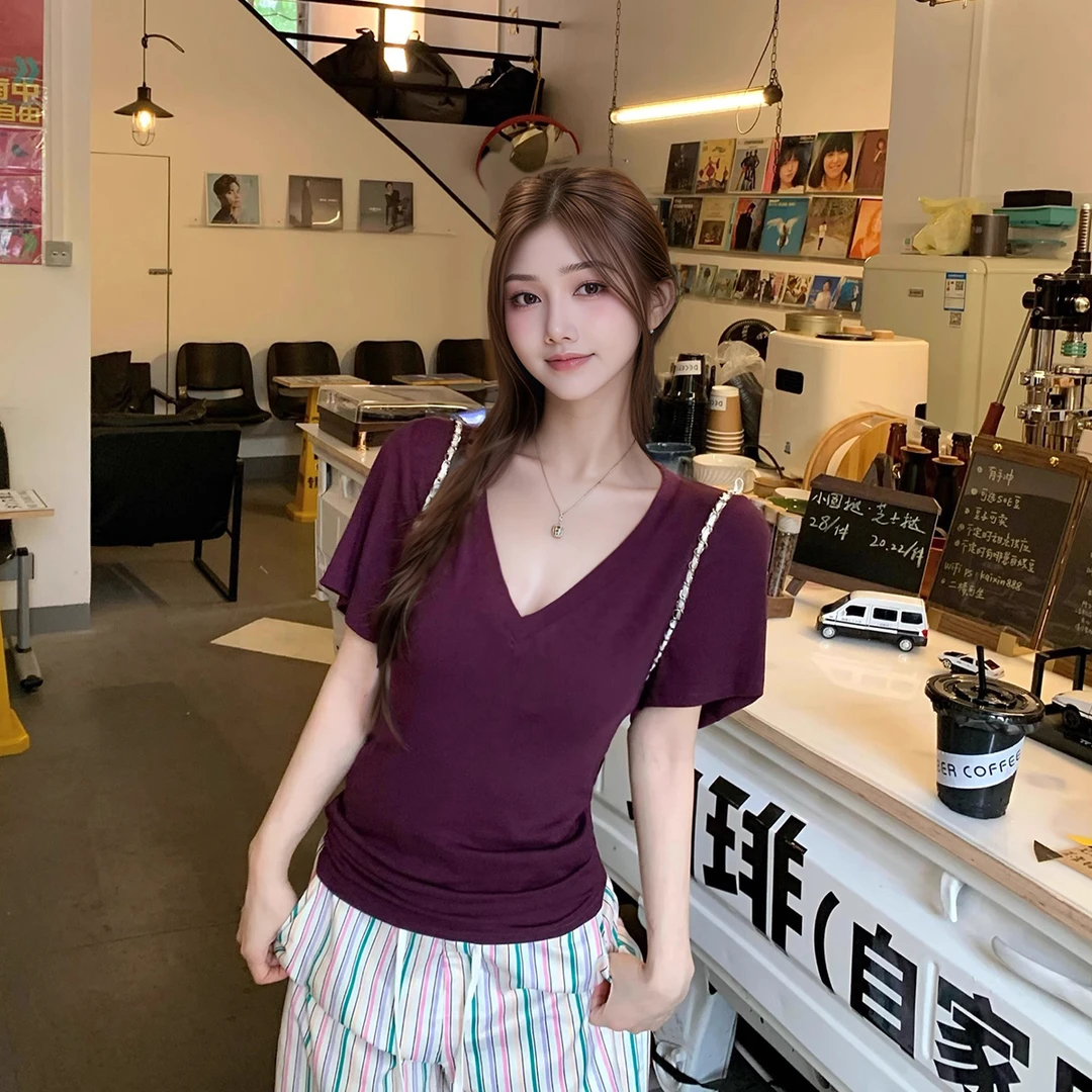 设计感简约高级v领白色短袖T恤女2025夏季性感显瘦百搭上衣潮流