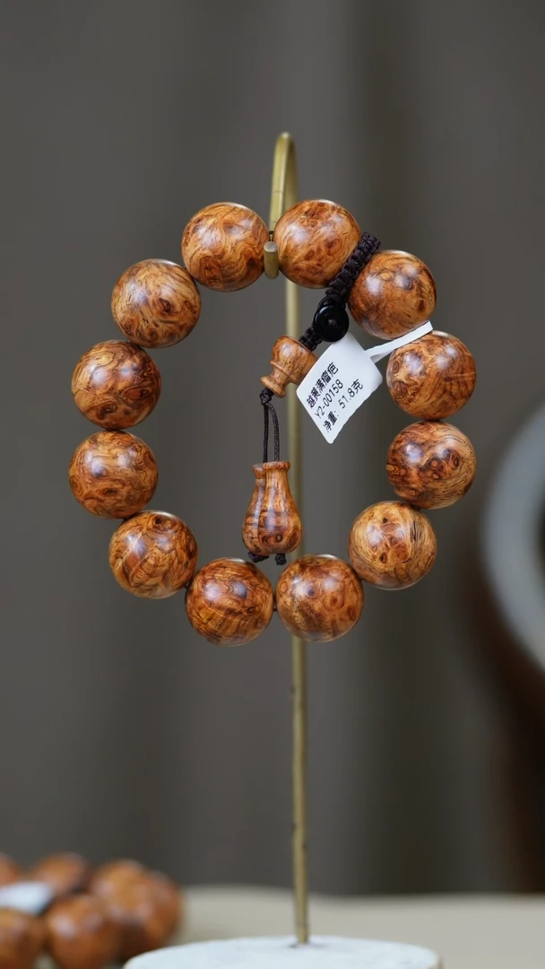 黄花梨/降香黄檀手串/手链只**见越黄 瘤疤20mm