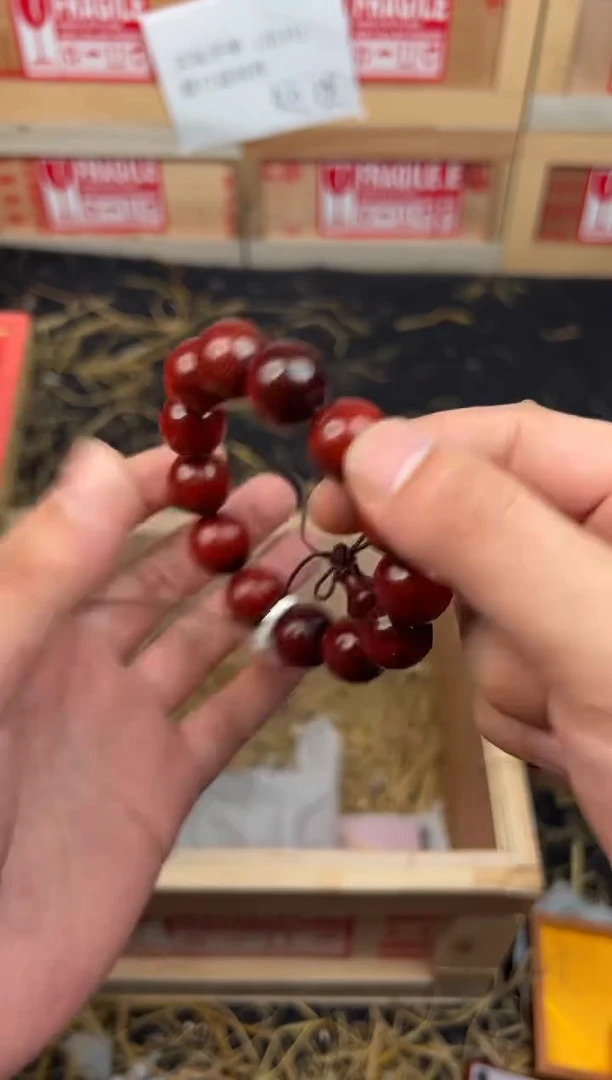 无礼盒精美手串（）