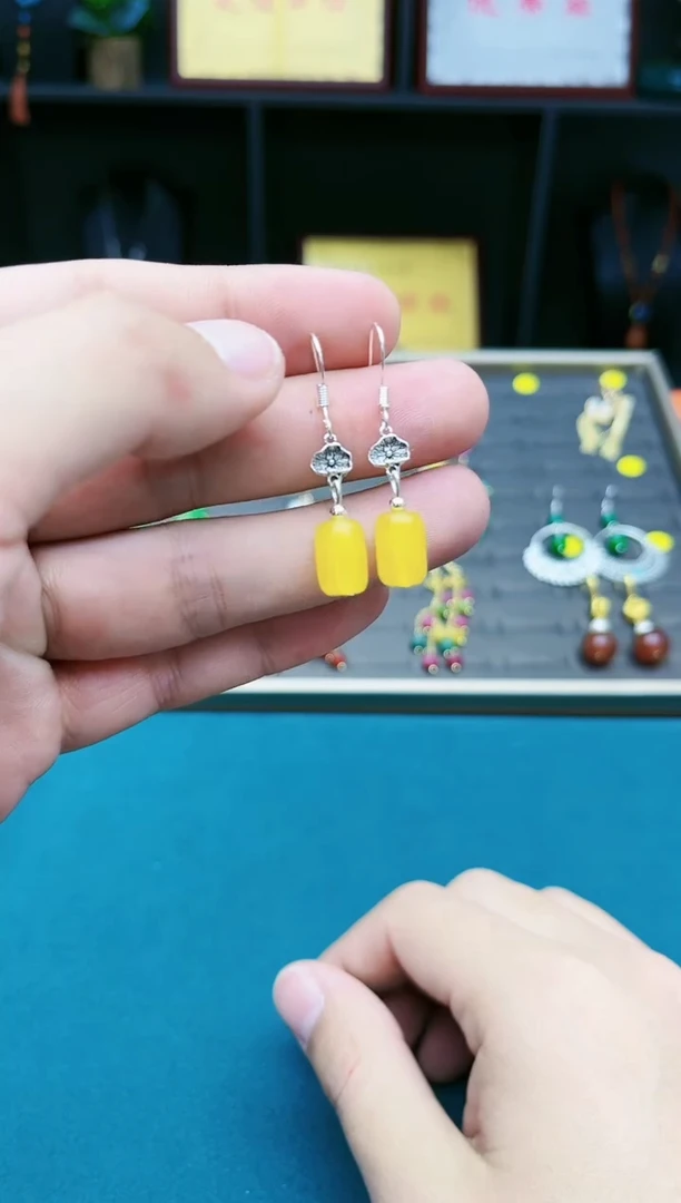 【闪购商品】玛瑙/玉髓耳钉银S925镶嵌305000