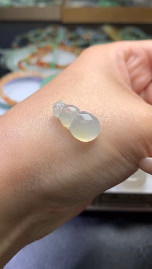 未镶嵌定制翡翠毛货 17.5-9.2-6.2