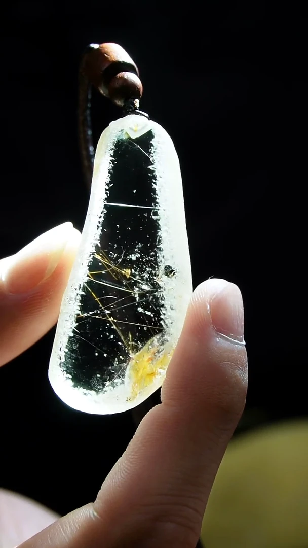 吊坠(赠链)未镶嵌水晶水晶