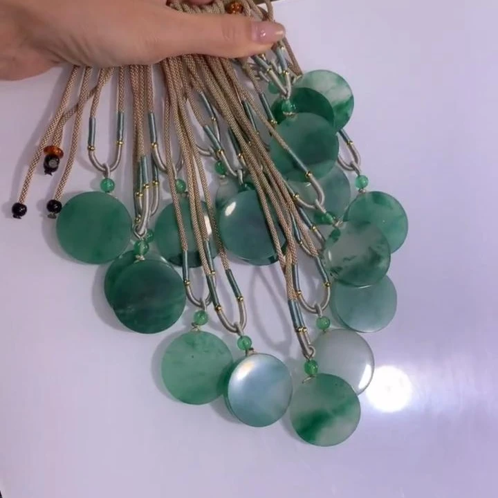 【逍遥】非洲翠圆牌吊坠*3067/58/多样性发/1件