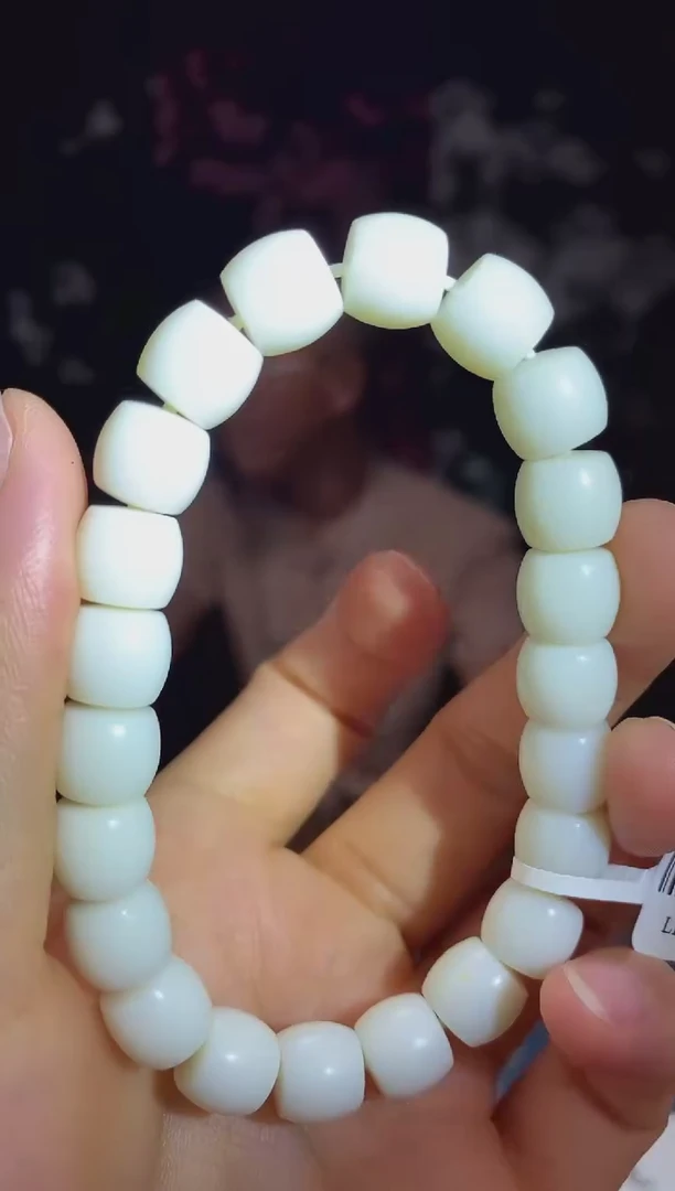 和田玉未镶嵌颈饰d501