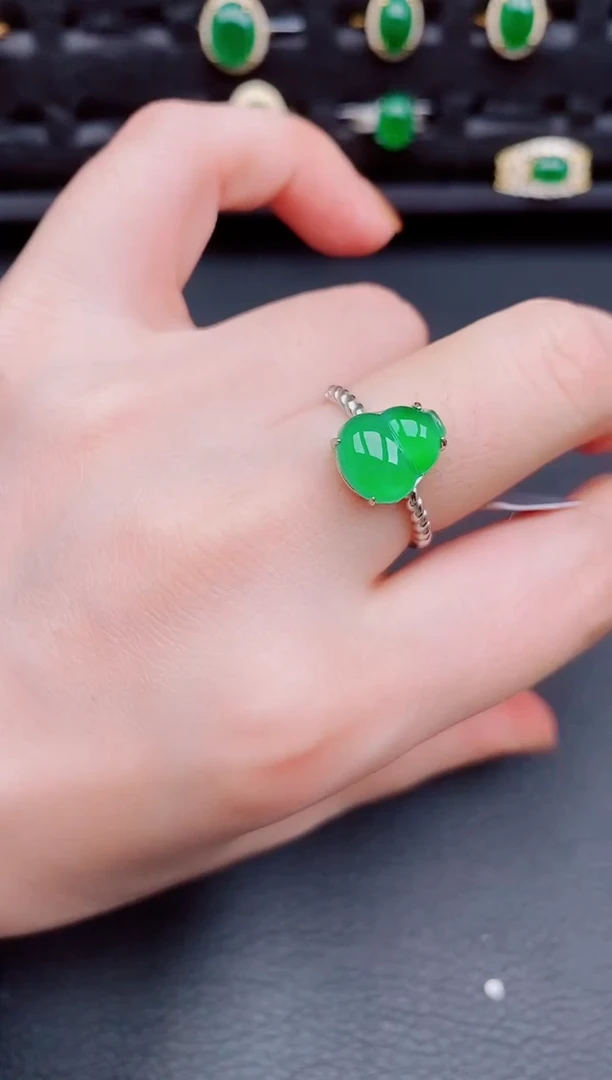 【闪购商品】翡翠戒指银S925镶嵌天然a货翡翠306