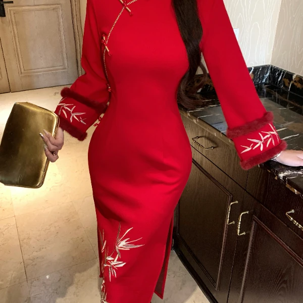 红色旗袍裙女新中式敬酒服2025新款冬季加绒加厚高级感年轻款订婚