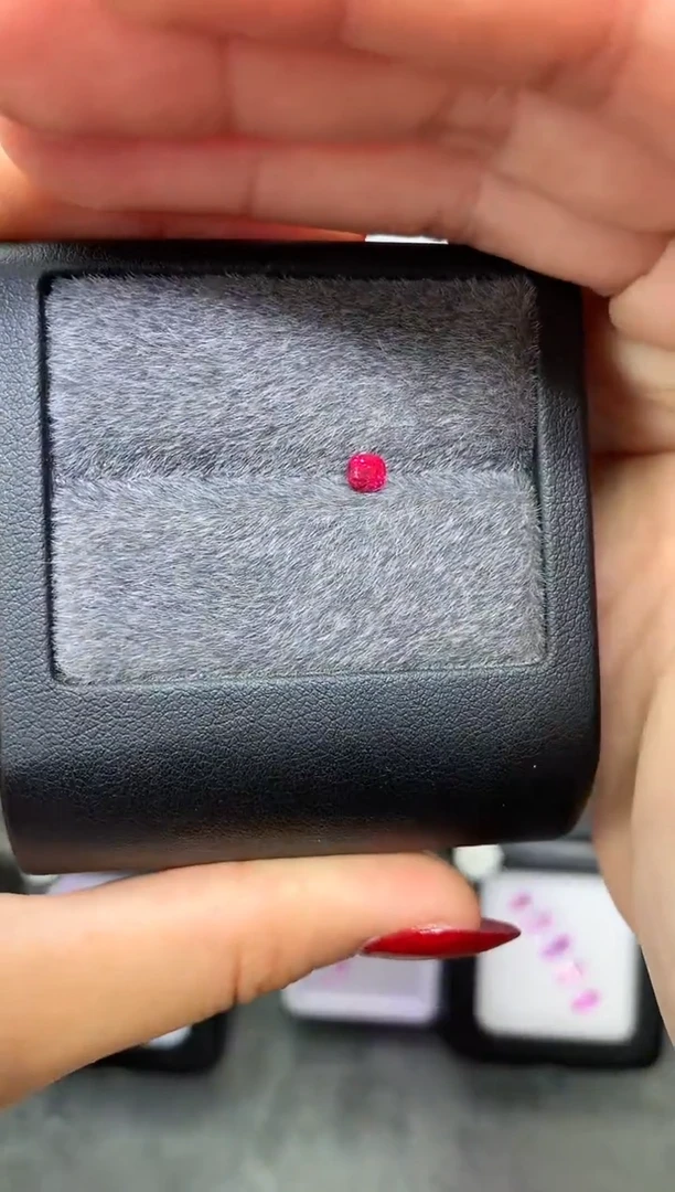 定制尖晶石裸石未镶嵌枕型 绝地武士 0.29ct