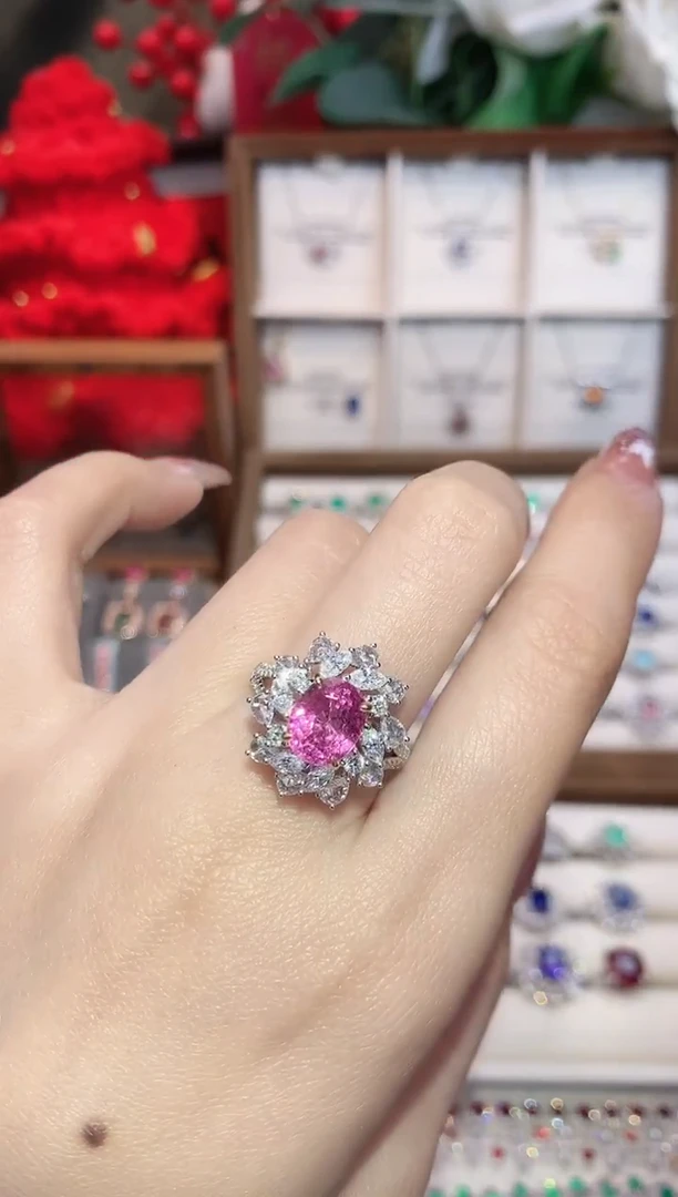 18K金镶嵌戒指尖晶石2.91ct/天然宝石/七天无理由