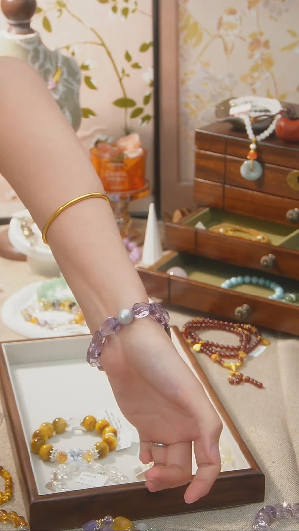 【闪购商品】水晶手链未镶嵌颜色微差多样性发货发其一