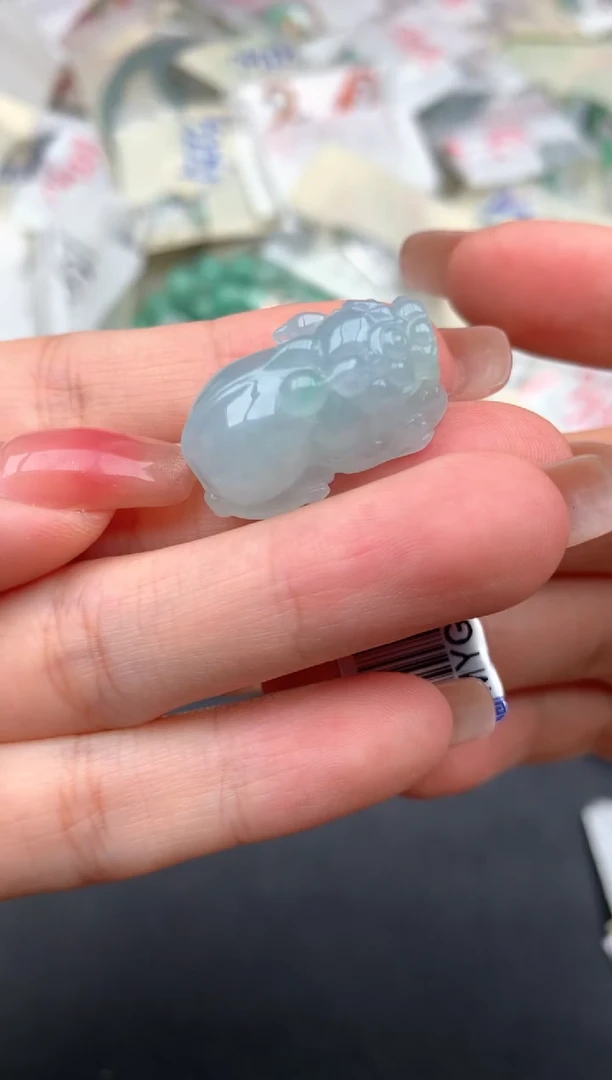 未镶嵌挂件翡翠一
