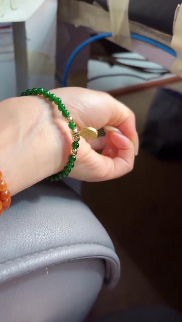 翡翠未镶嵌颈饰100714586