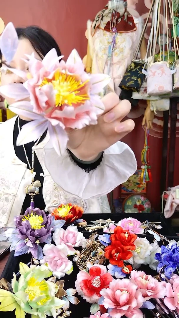 纯铜合金琉璃非遗蓝色包包