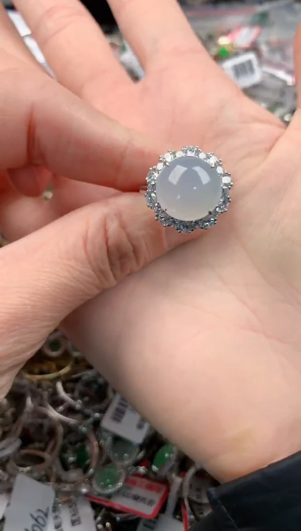 银S925镶嵌戒指翡翠6         3