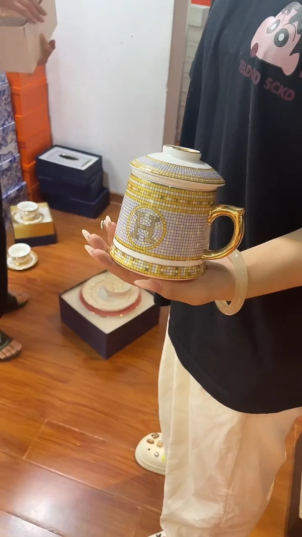 鸿辉家品牌瓷器，京东包邮！