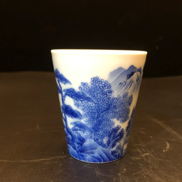 12.31a/n100198/01184/青花山水小可乐杯/口径5.8/高6.5/75cc