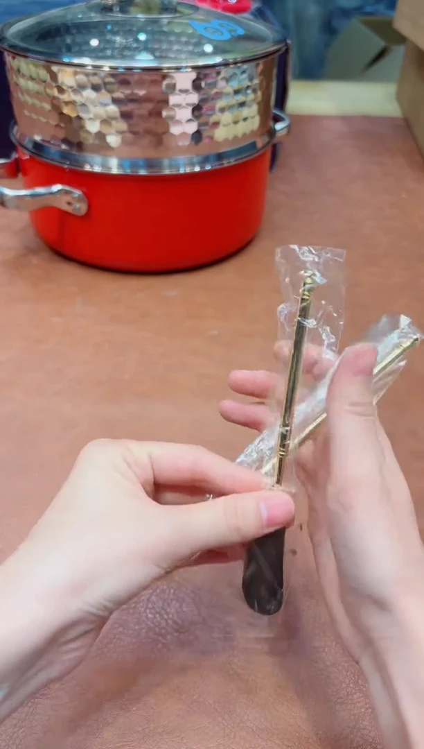 小狐狸海外瓷器哇哇哇