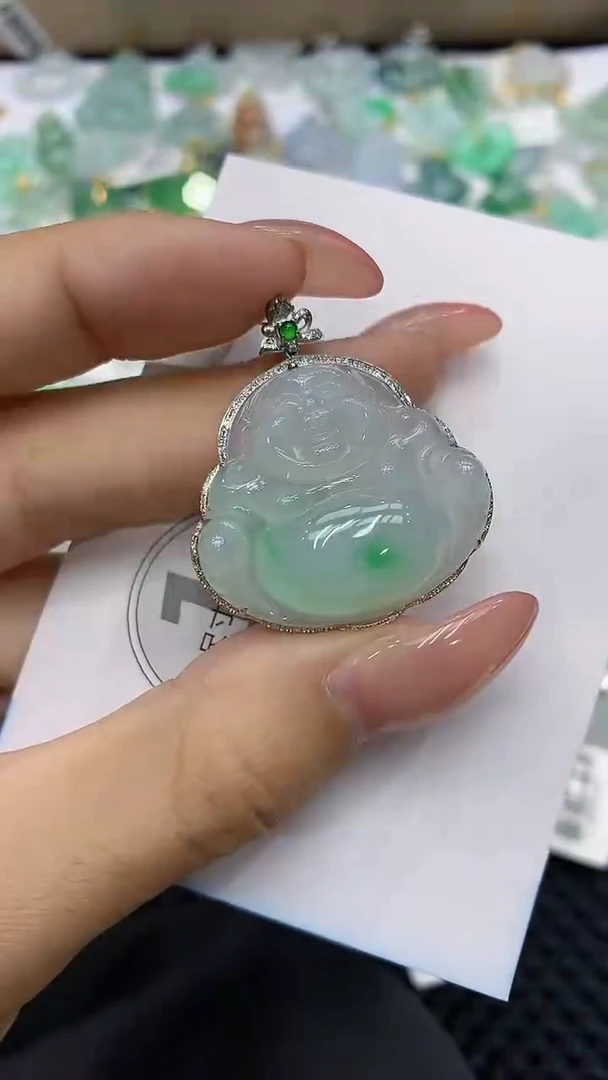 颈饰18K金镶嵌翡翠11111111