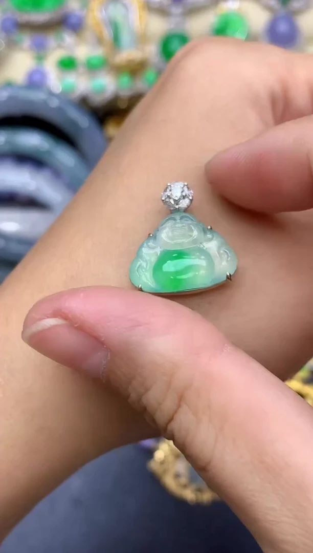 颈饰18K金镶嵌翡翠489-中国好珍宝