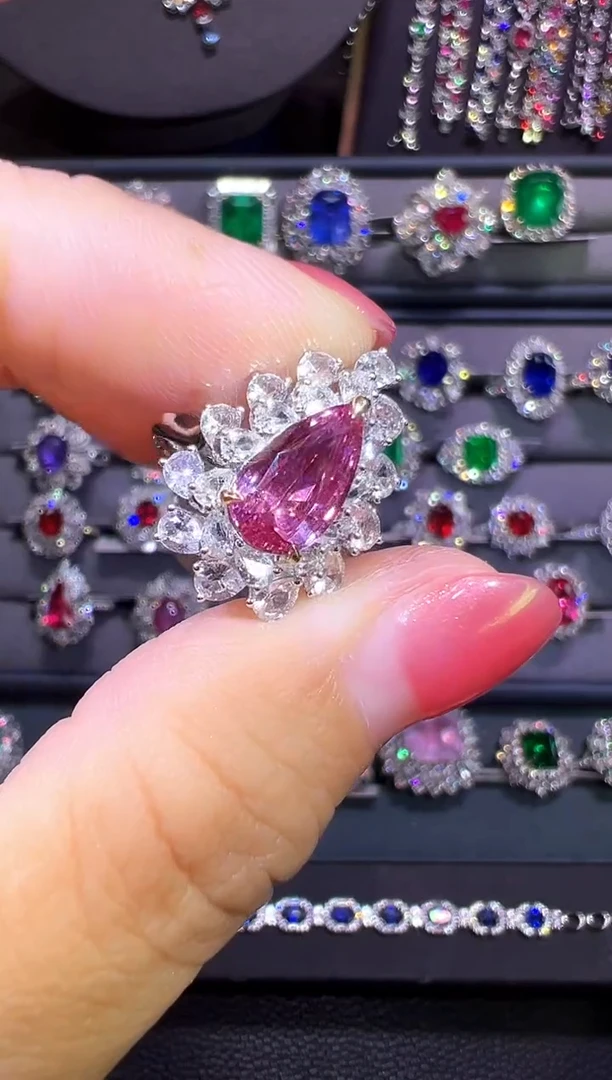 GUILD无烧彩色蓝宝石18K金镶嵌2.02ct
